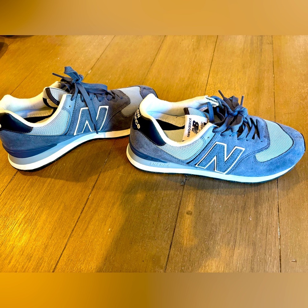 New Balance Classic 574. Excellent condition!